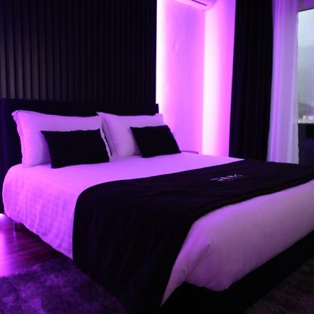 Dark Boutique Hotel Shkoze Eksteriør bilde