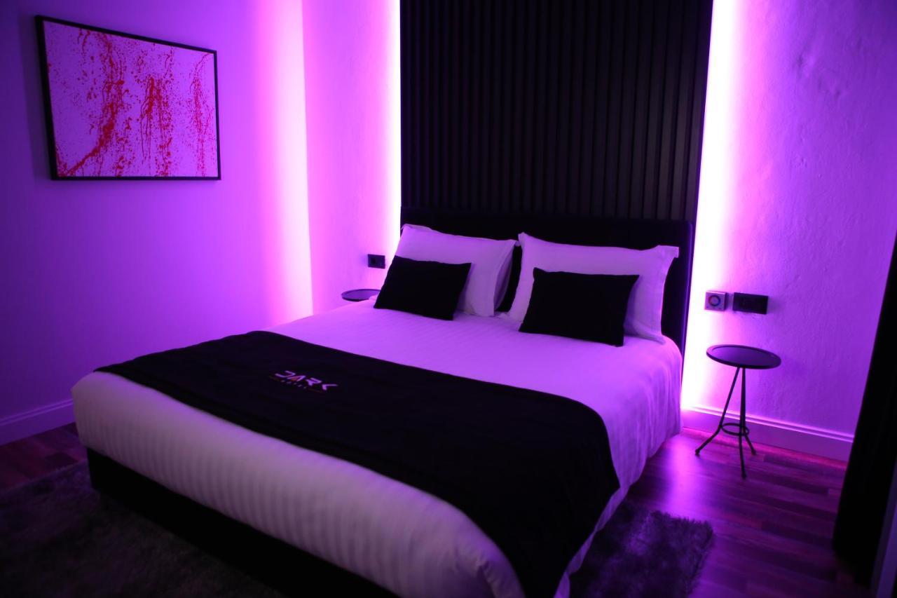 Dark Boutique Hotel Shkoze Eksteriør bilde